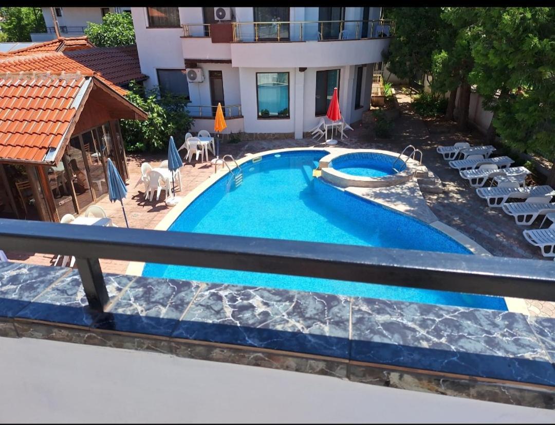 סנט קונסטנטין והלנה Bo'S Place מראה חיצוני תמונה