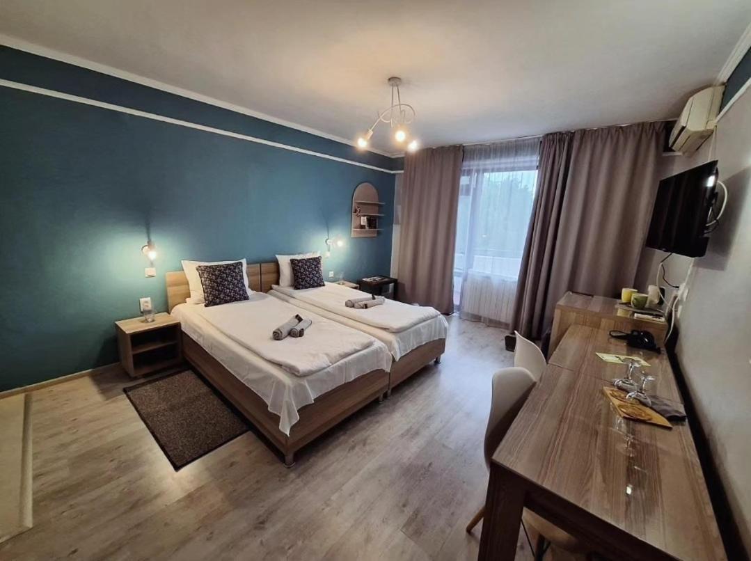 סנט קונסטנטין והלנה Bo'S Place חדר תמונה